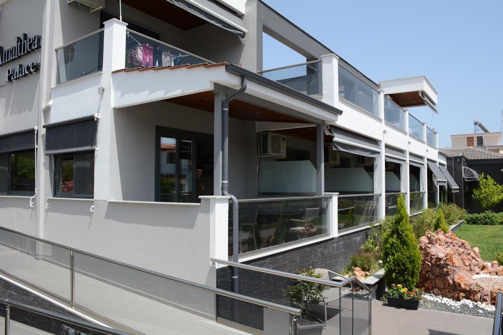 Amalia Center Apartment Vrasná Exterior foto
